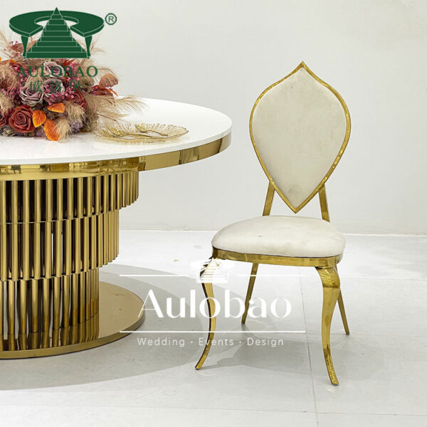 Luxury Commercial Chair