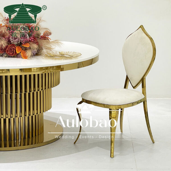 Luxury Commercial Chair