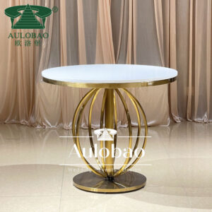 Wedding Cake Table