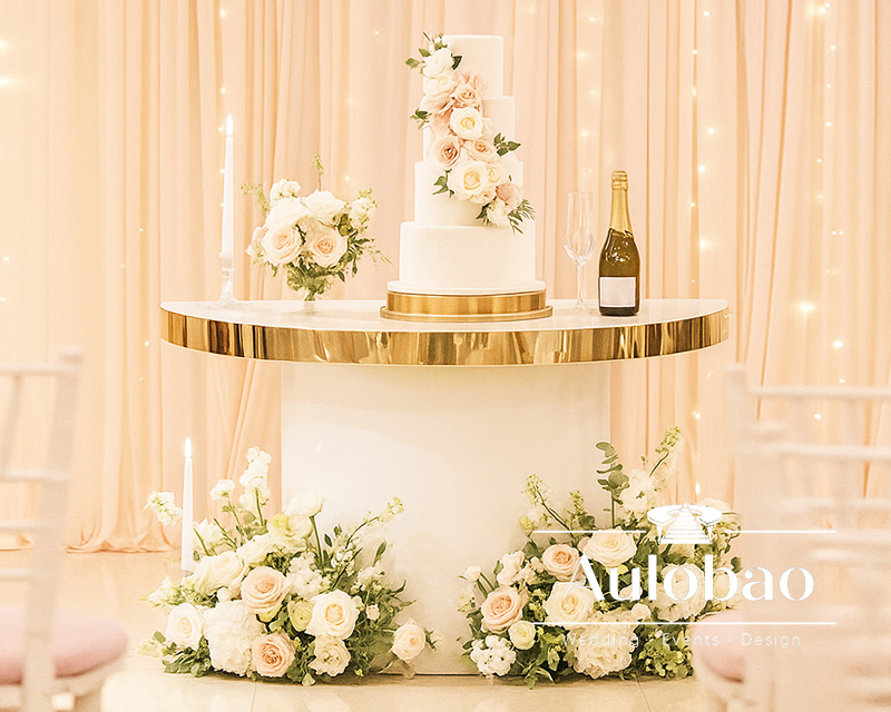 Modern Wedding Cake Tables